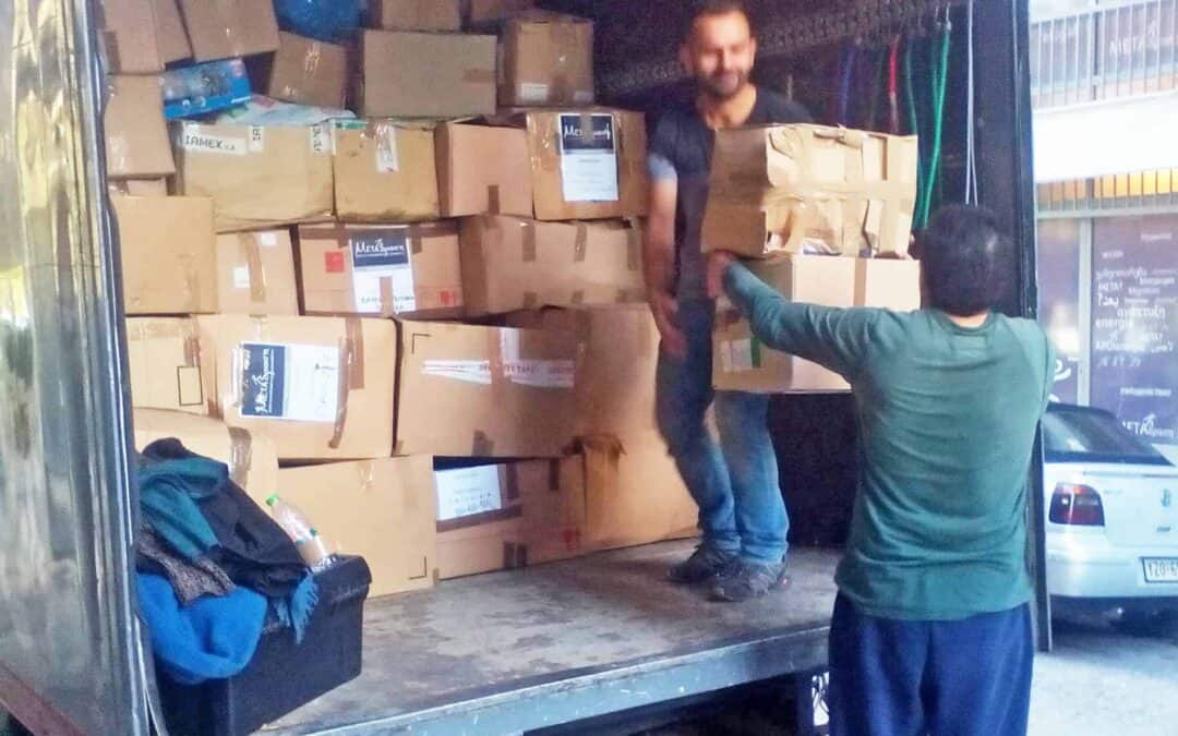 We support with all our strenghts the refugee populations suffering from cold in the camps