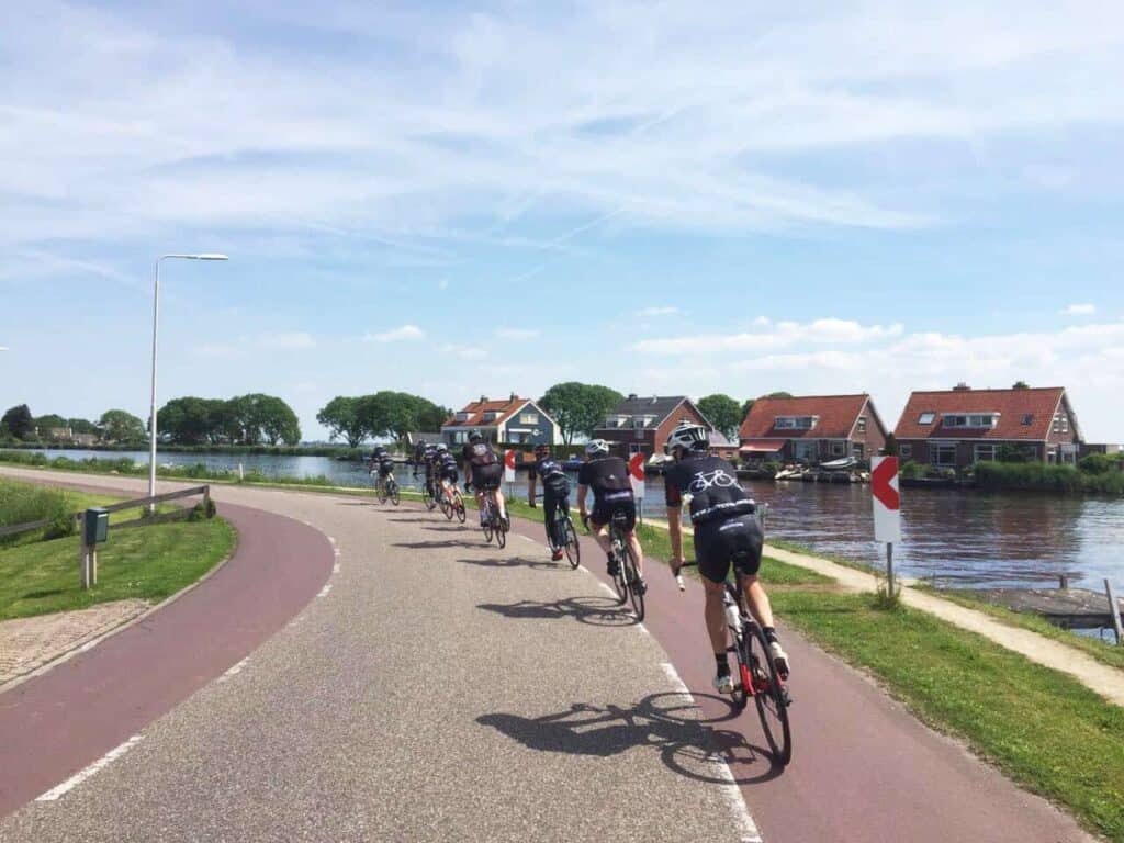 72 hours of cycling, a symbolic ride of 457 km, one message