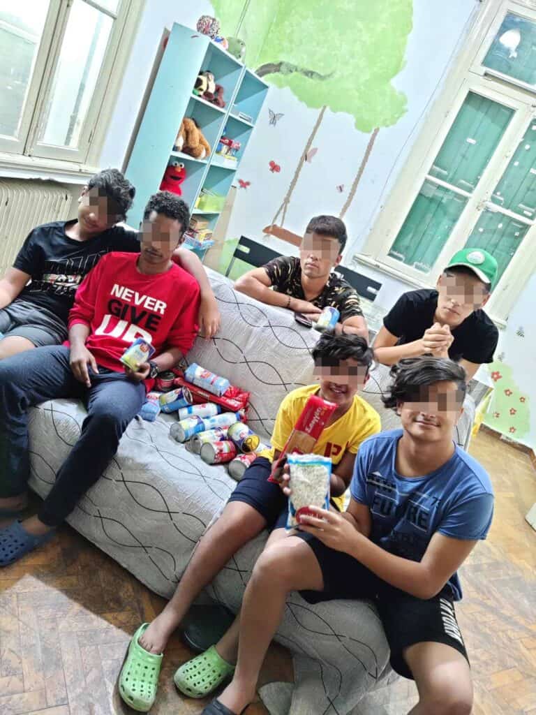 A touching gesture by the unaccompanied children of METADrasi’s Chios shelter