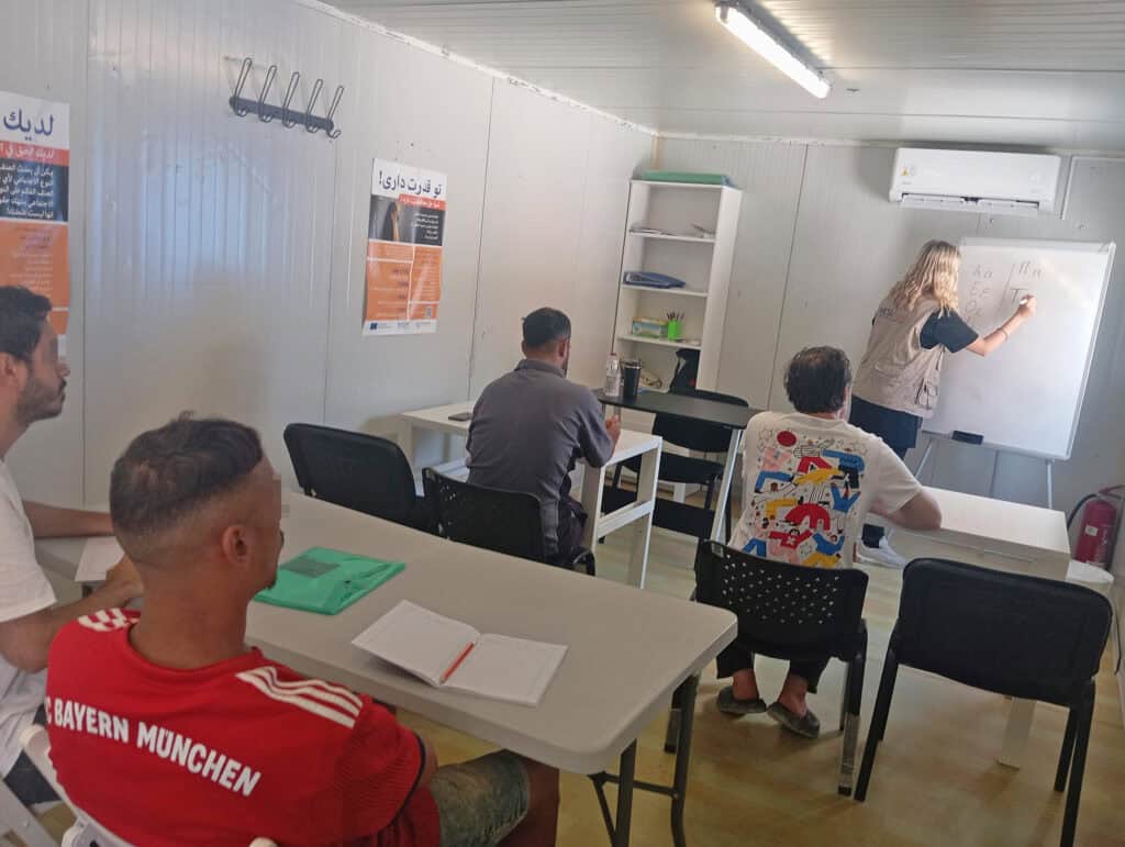 Greek language courses for adult residents at the Sintiki Facility in Serres have begun
