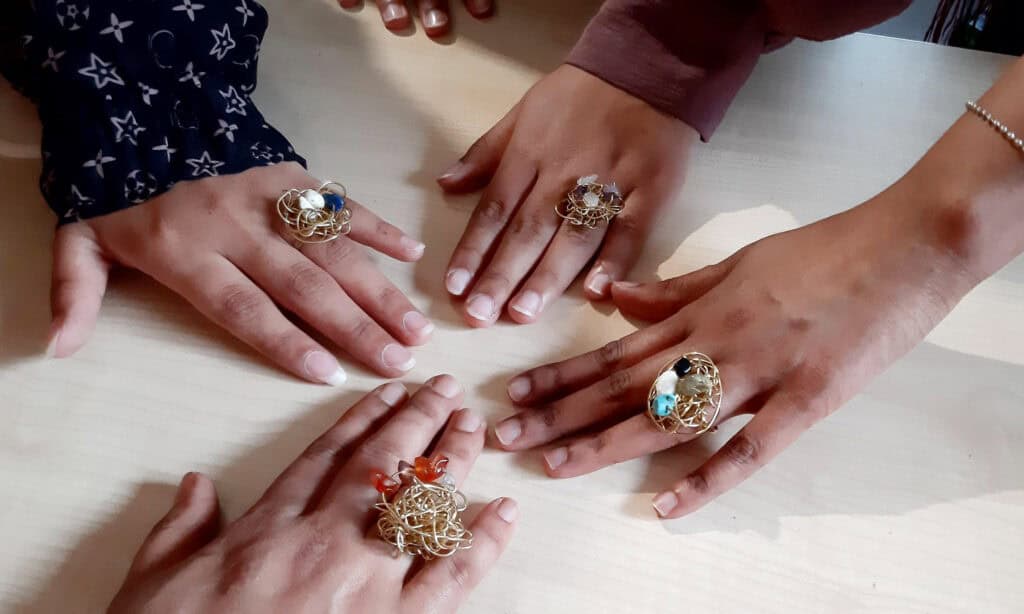 The unaccompanied children of our Samos shelter created the most beautiful jewels