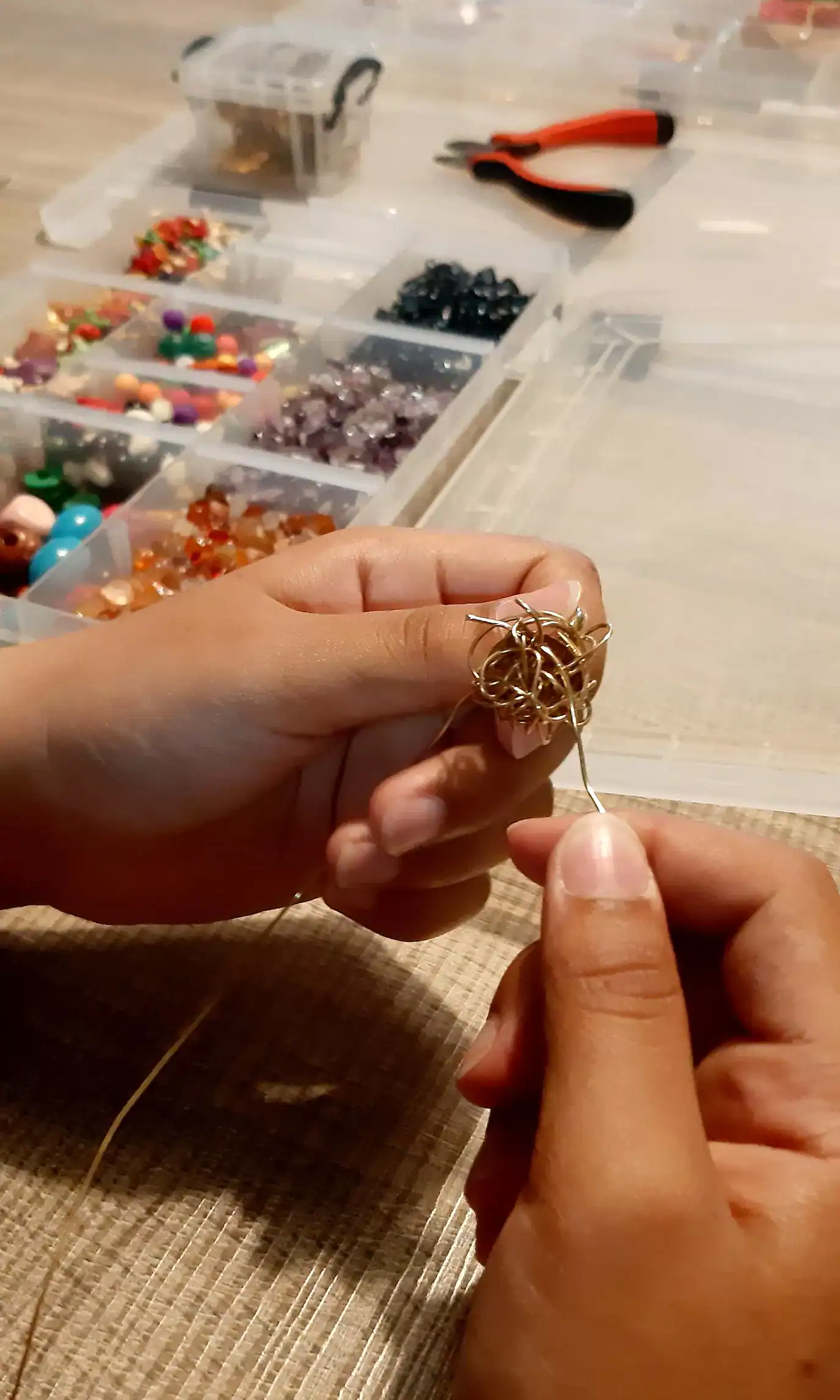 Metadrasi - The unaccompanied children of our Samos shelter created the most beautiful jewels 1 Metadrasi - METAdrasi samos jewelry 4