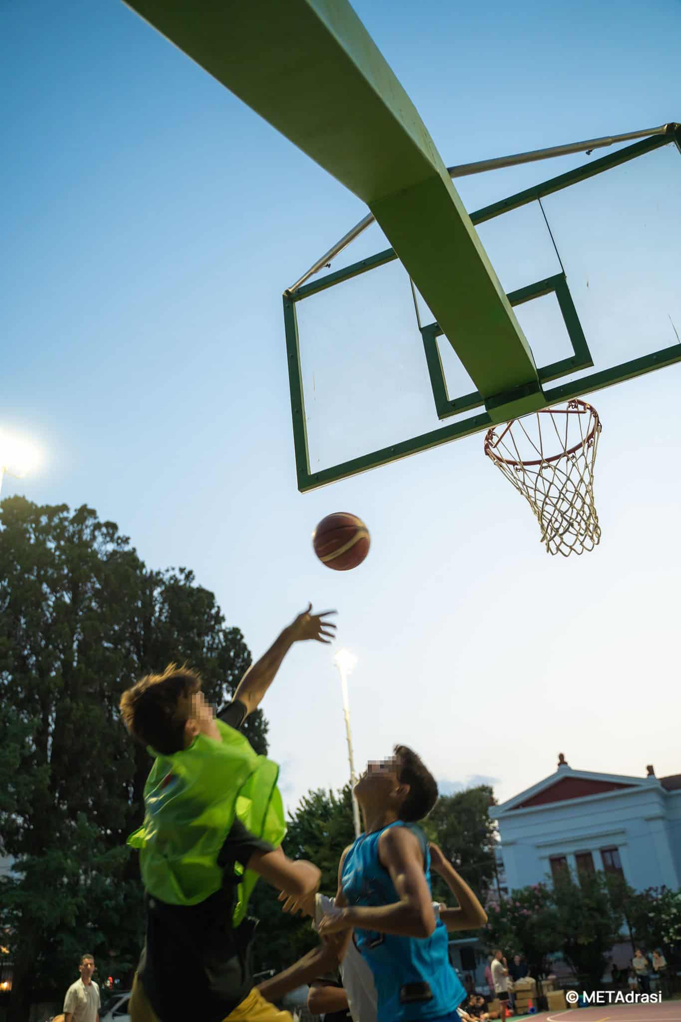 Metadrasi - Together in Sport – Phase II: One world, one ball! 1 Metadrasi - METArasi One world 5