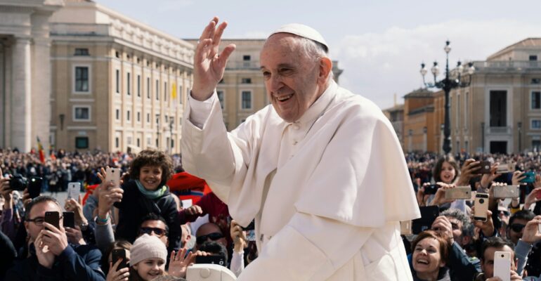 Metadrasi - METAdrasi Pope Francis