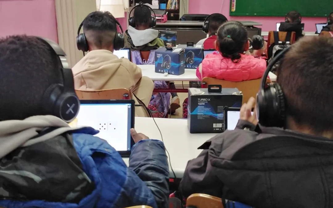 Akelius: Μαθαίνουμε ελληνικά, χτίζουμε γέφυρες