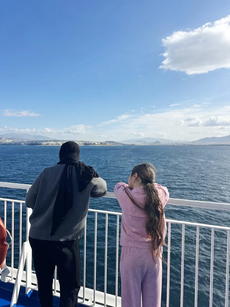 Metadrasi - Αρχική 1 Δύο ημέρες, δύο ομάδες συνοδών, ένας στόχος: Η ασφαλής συνοδεία ασυνόδευτων παιδιών